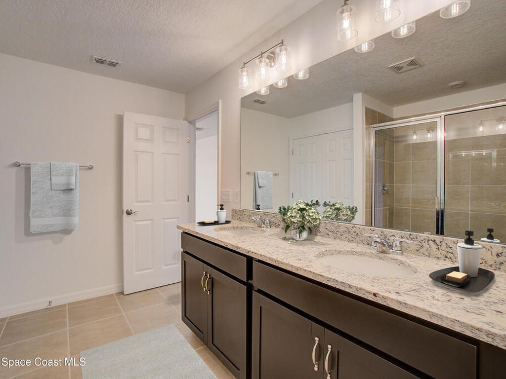 995 Connolly Lane, Palm Bay, FL 32905