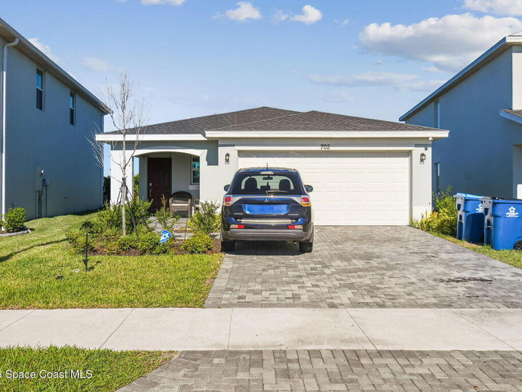 702 Papillon Street, Palm Bay, FL 32908