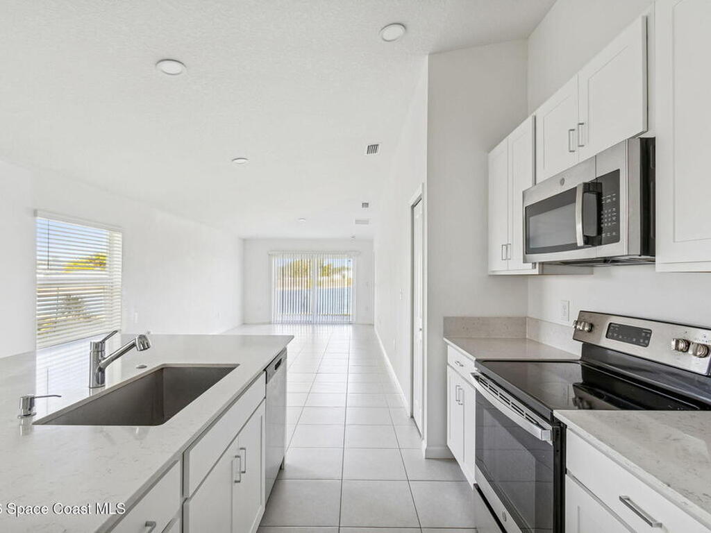 702 Papillon Street, Palm Bay, FL 32908