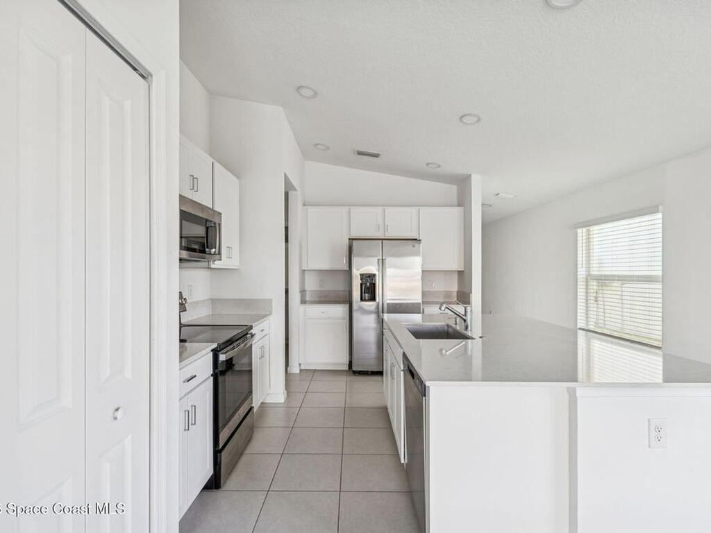 702 Papillon Street, Palm Bay, FL 32908