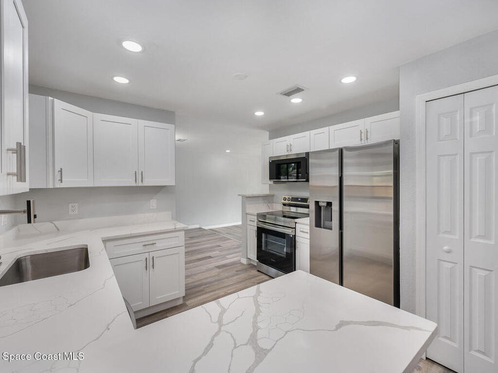 1521 Baker Street, Palm Bay, FL 32907