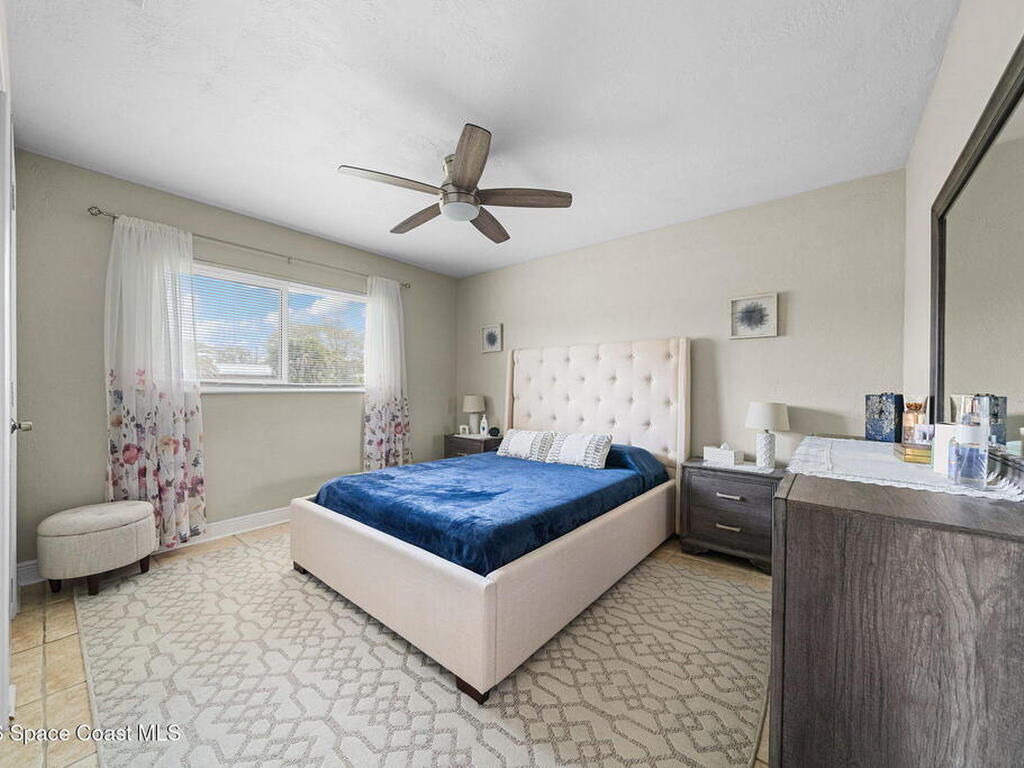 525 Orange Avenue, Merritt Island, FL 32952