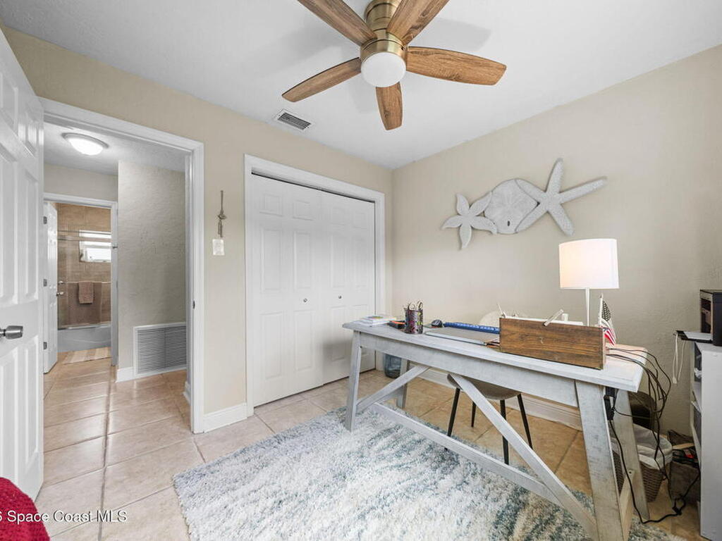 525 Orange Avenue, Merritt Island, FL 32952