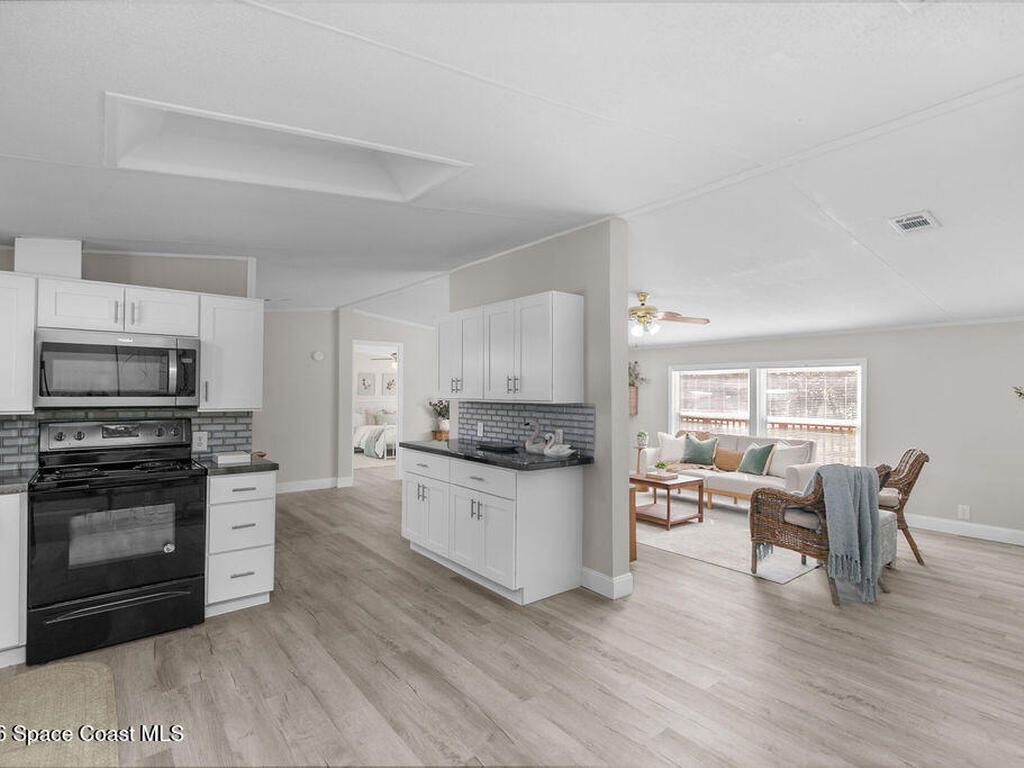 18137 Hollister Road, Orlando, FL 32820