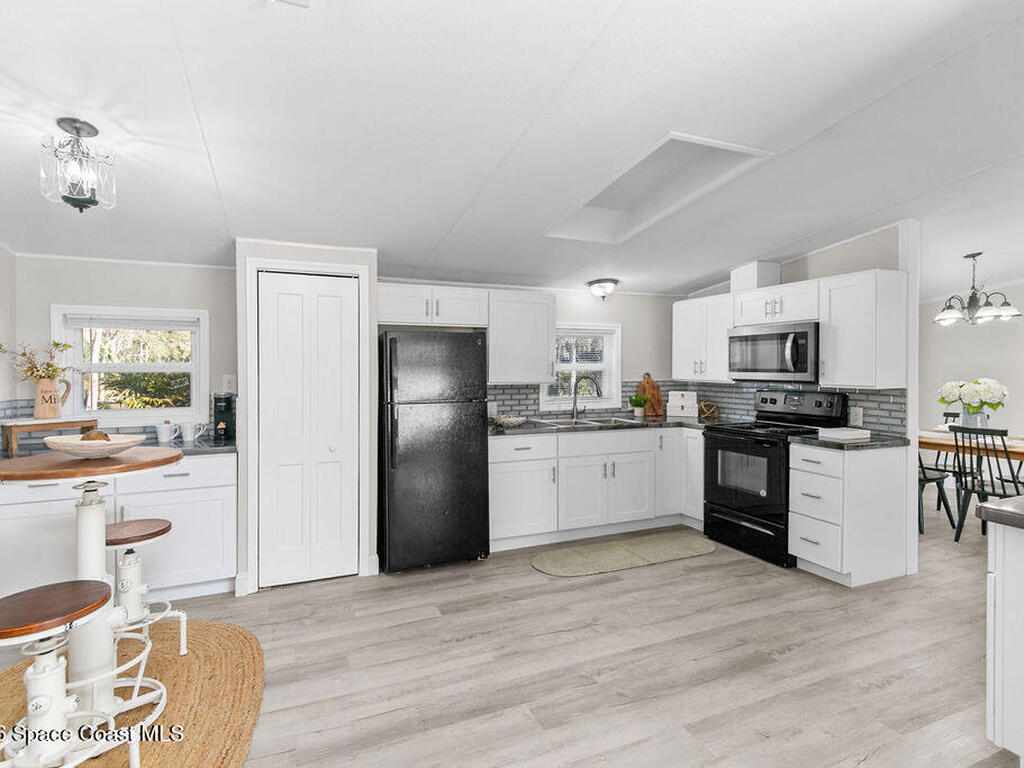 18137 Hollister Road, Orlando, FL 32820