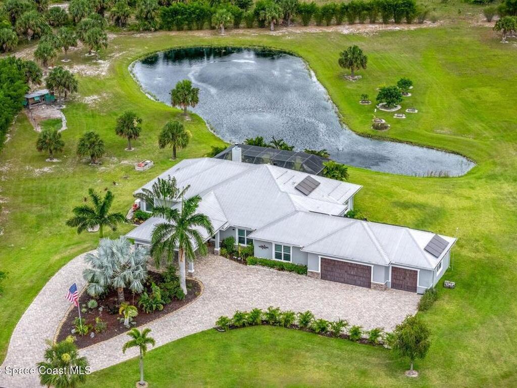 2141 Madden Avenue, Palm Bay, FL 32908