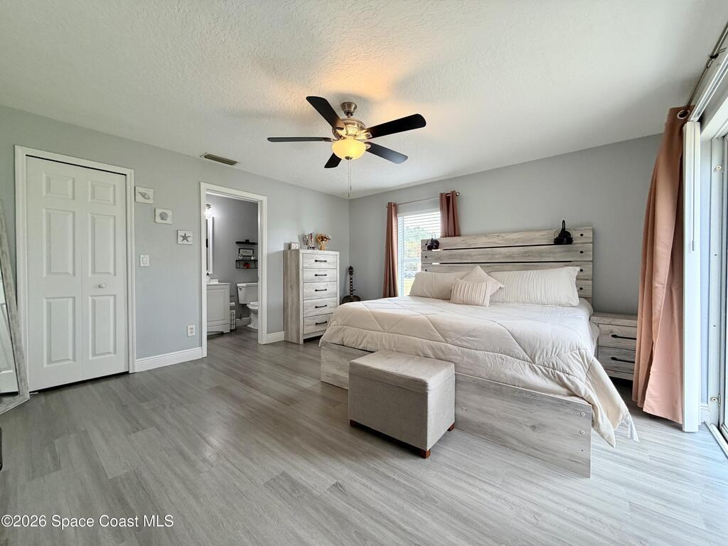 8425 94th Avenue, Vero Beach, FL 32967