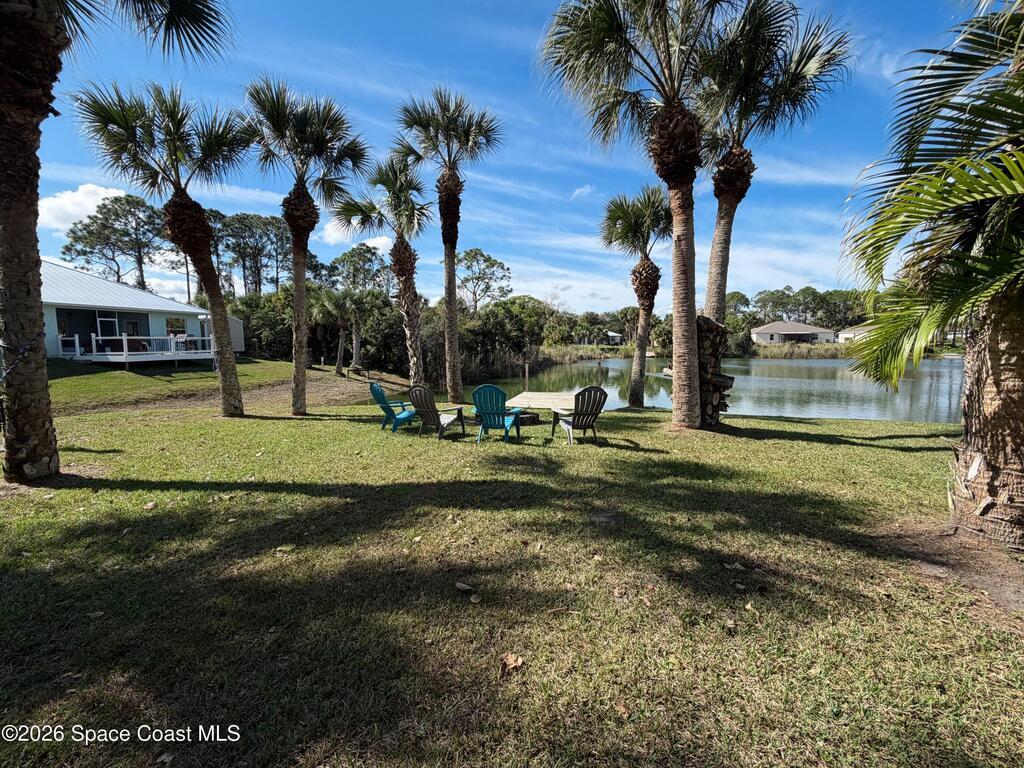 8425 94th Avenue, Vero Beach, FL 32967