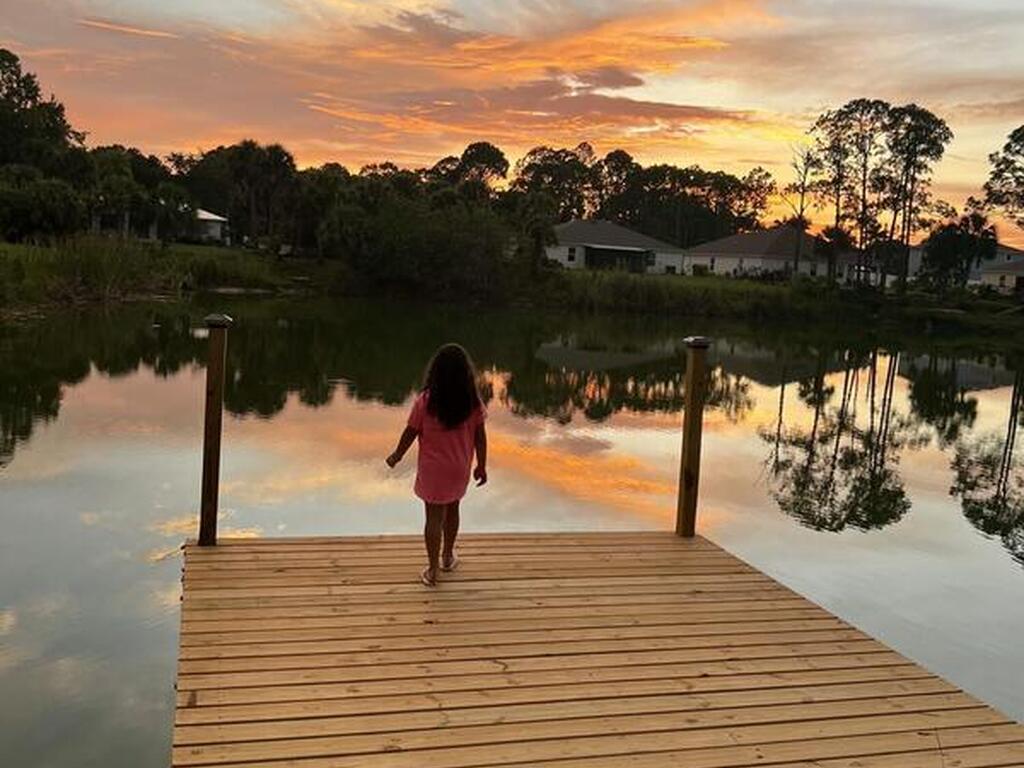 8425 94th Avenue, Vero Beach, FL 32967