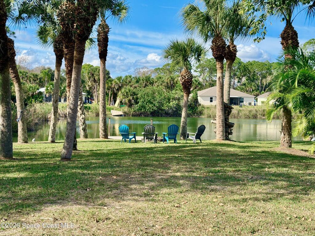 8425 94th Avenue, Vero Beach, FL 32967