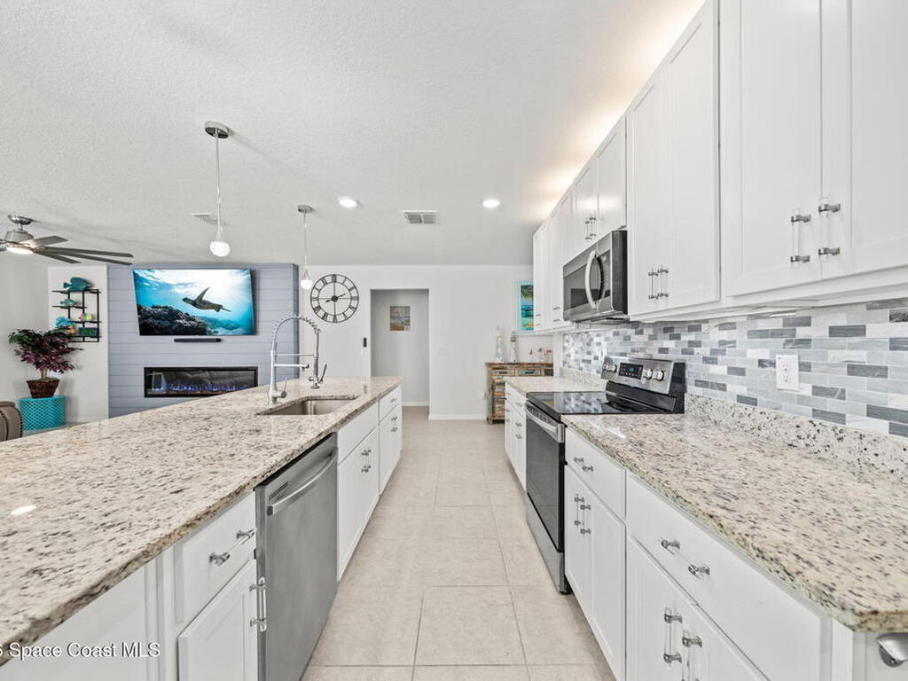 764 Corbin Circle, Palm Bay, FL 32908