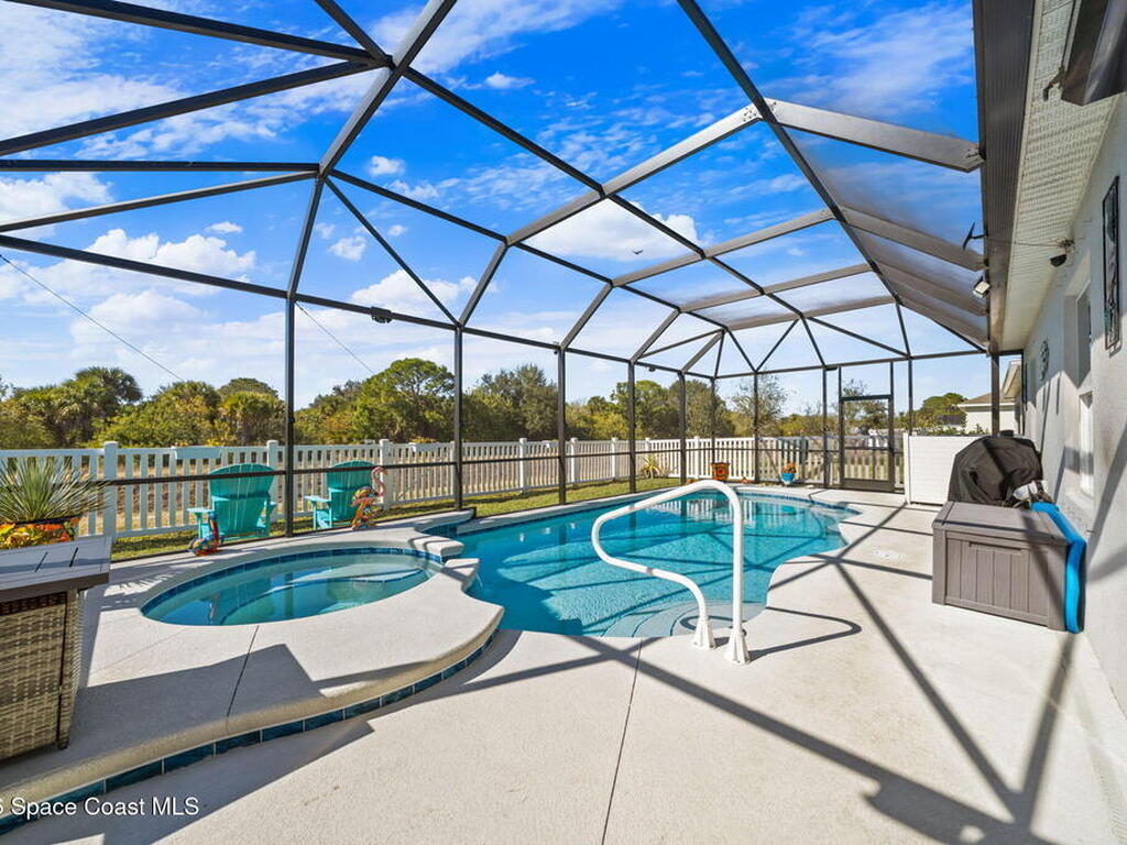 764 Corbin Circle, Palm Bay, FL 32908