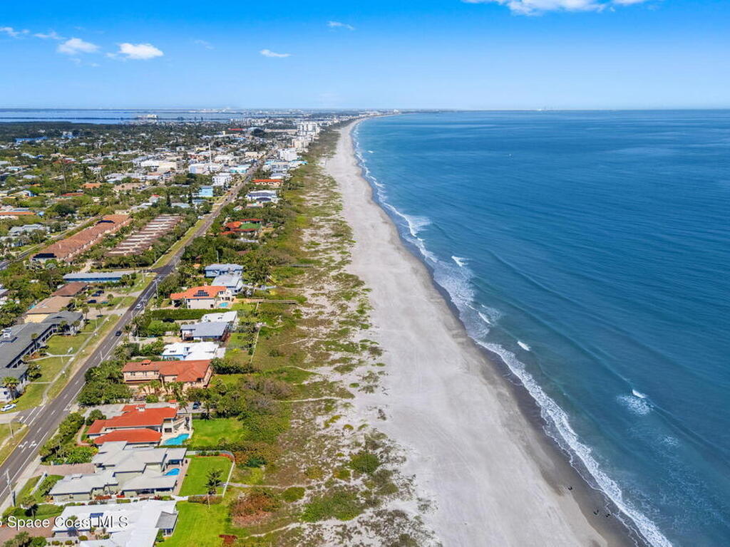 640 S Brevard Avenue, Cocoa Beach, FL 32931