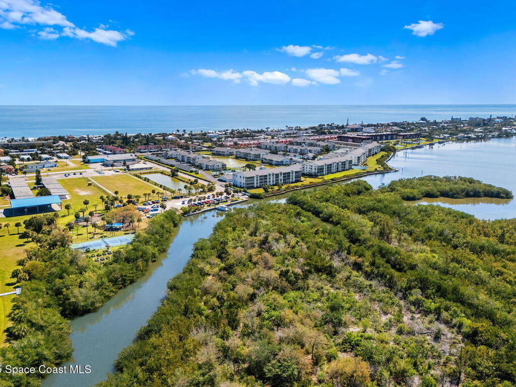 640 S Brevard Avenue, Cocoa Beach, FL 32931