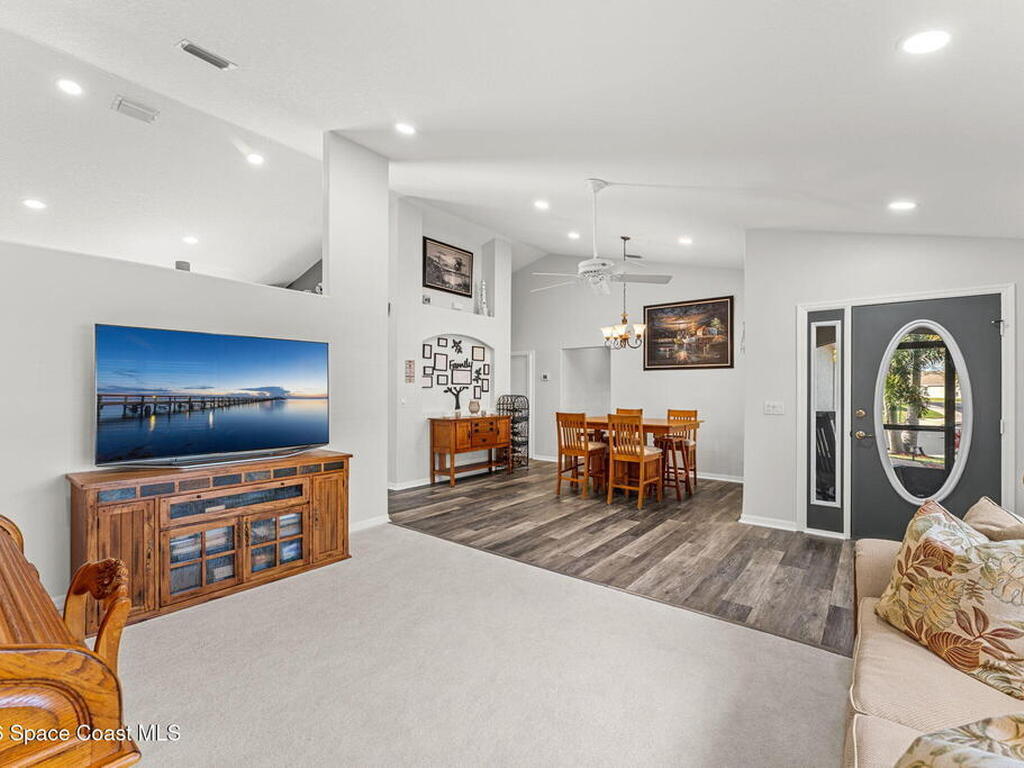 674 Brockton Way, West Melbourne, FL 32904