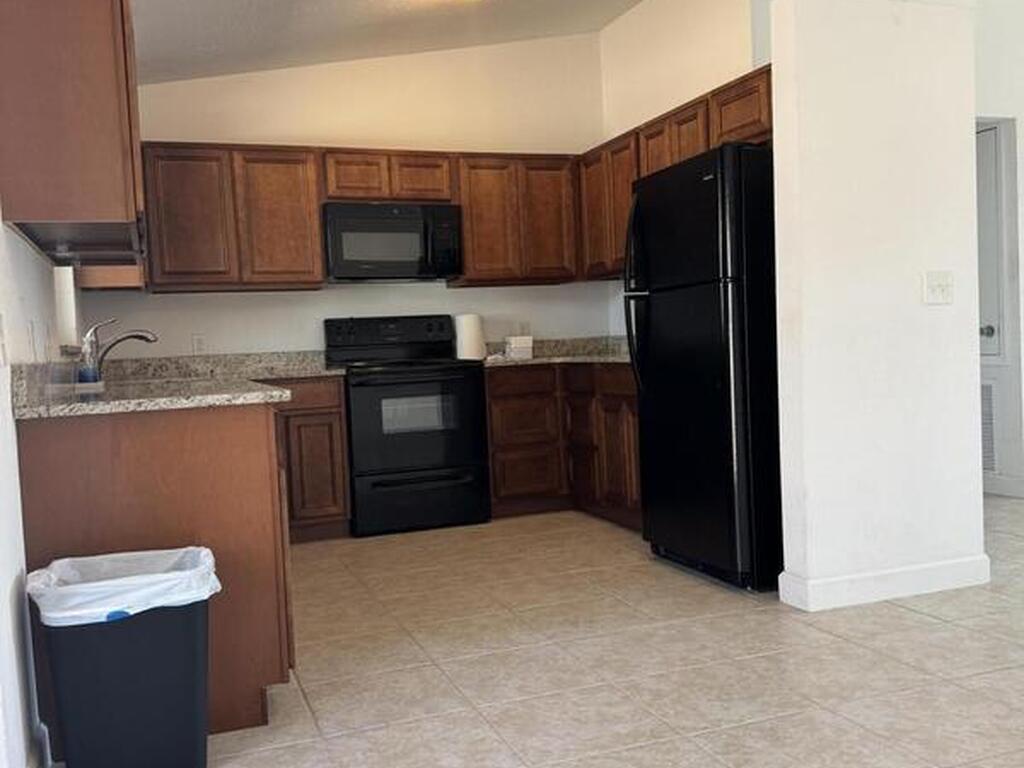 2177 Jupiter Boulevard, Palm Bay, FL 32908