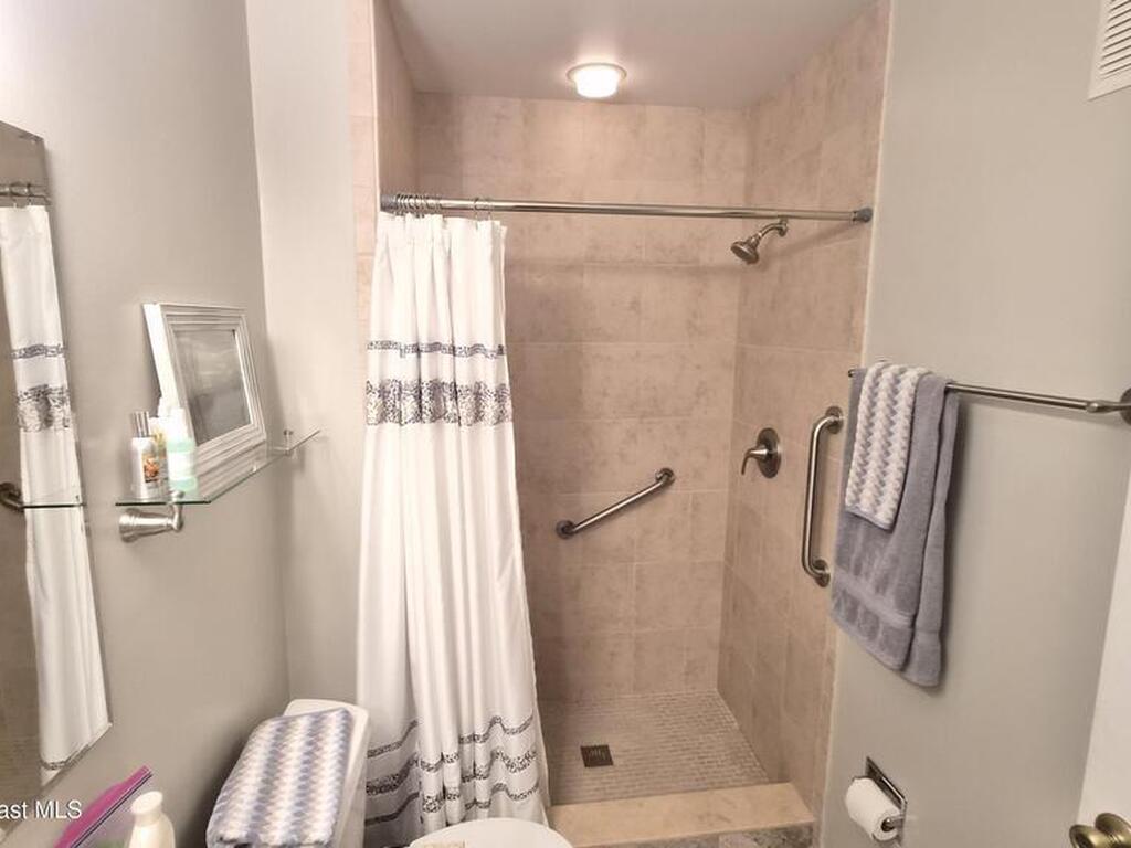 4822 Lake Waterford Way, Melbourne, FL 32901