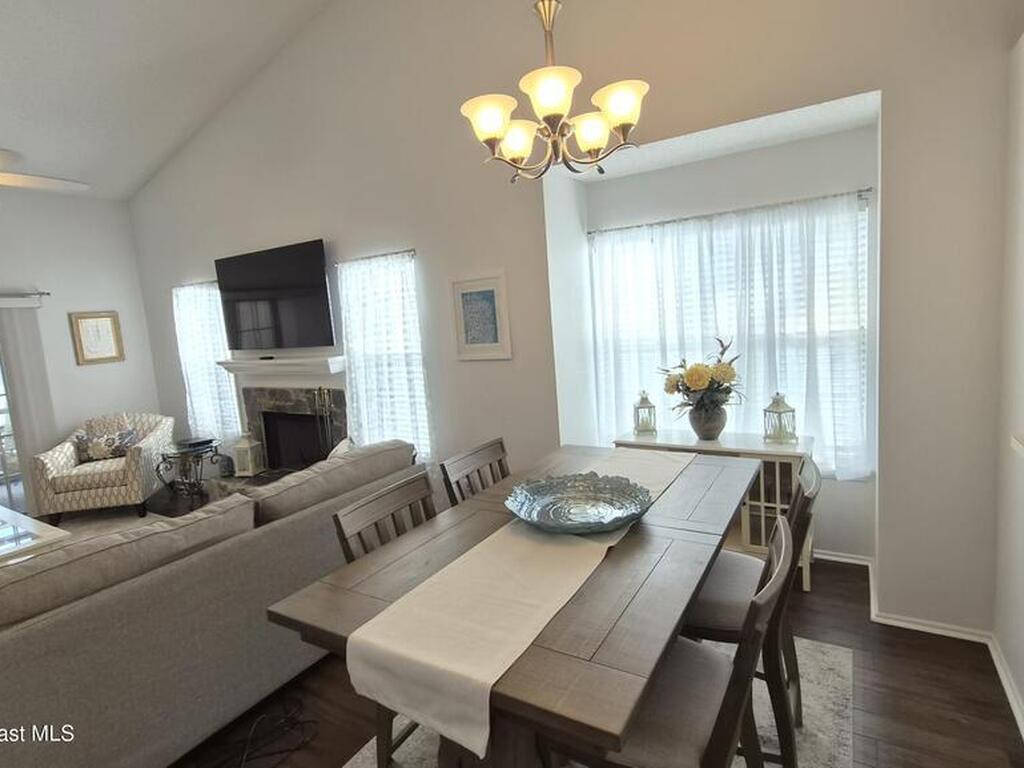 4822 Lake Waterford Way, Melbourne, FL 32901