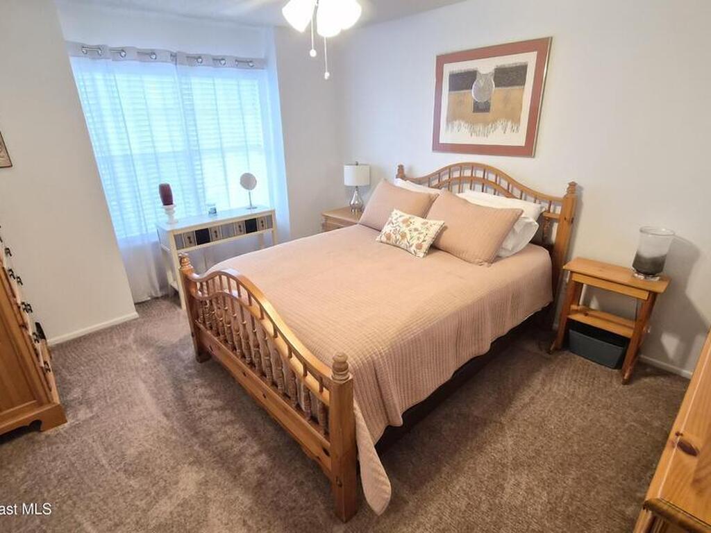 4822 Lake Waterford Way, Melbourne, FL 32901