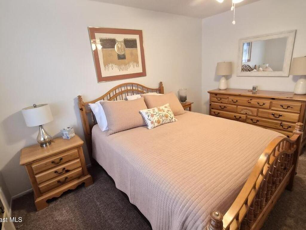 4822 Lake Waterford Way, Melbourne, FL 32901