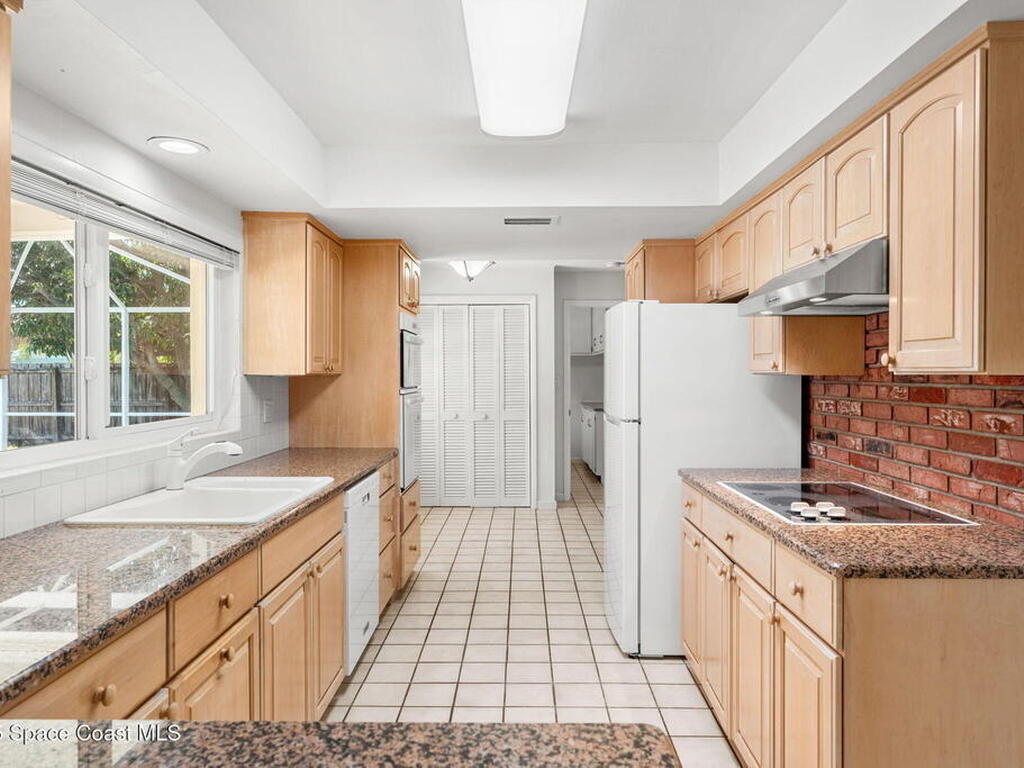 345 Dorset Drive, Cocoa Beach, FL 32931