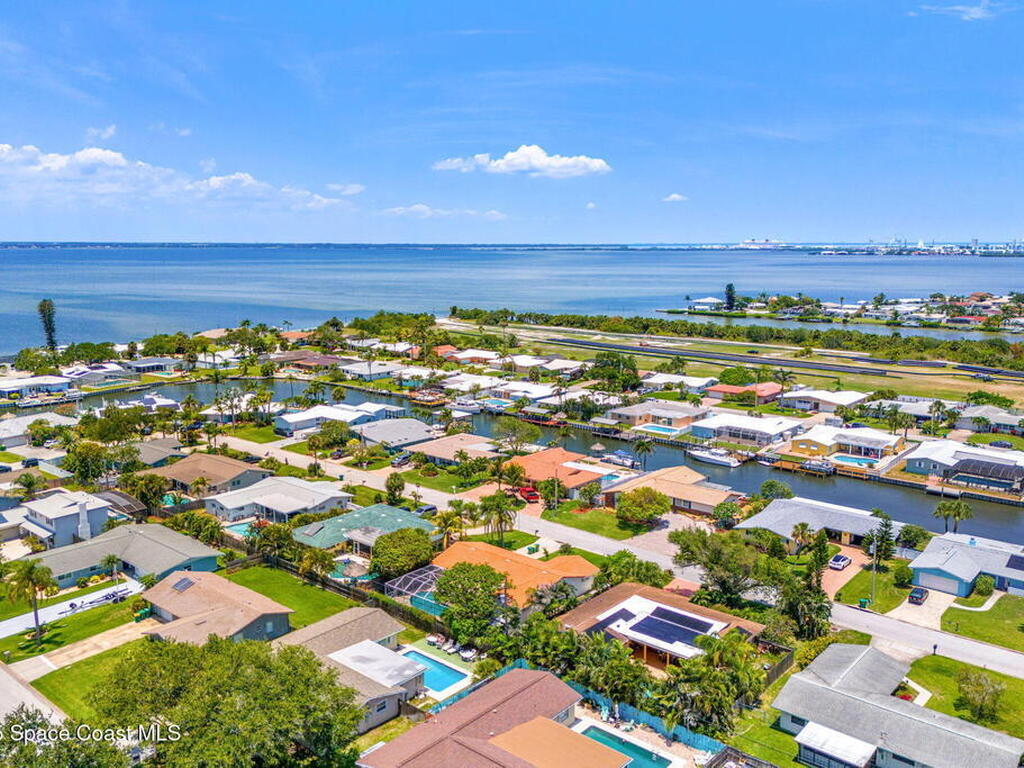 345 Dorset Drive, Cocoa Beach, FL 32931