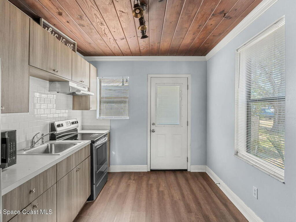 1927 Westwood Boulevard, Melbourne, FL 32901