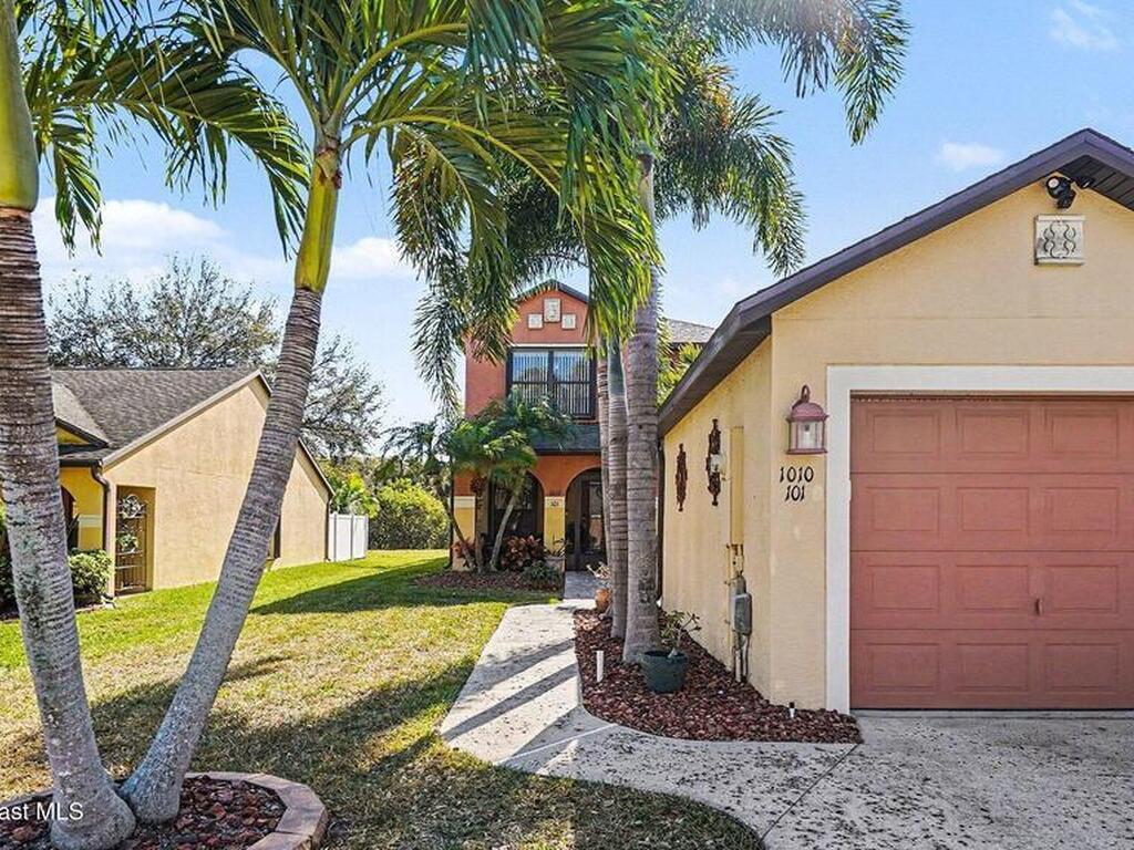 1010 Luminary Circle, Melbourne, FL 32901