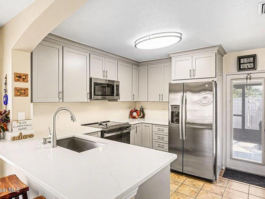 1010 Luminary Circle, Melbourne, FL 32901