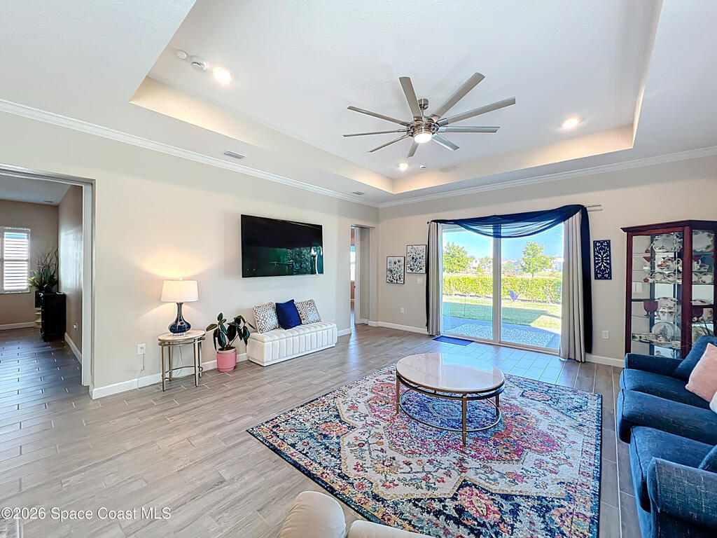 821 Antibes Court, Palm Bay, FL 32907