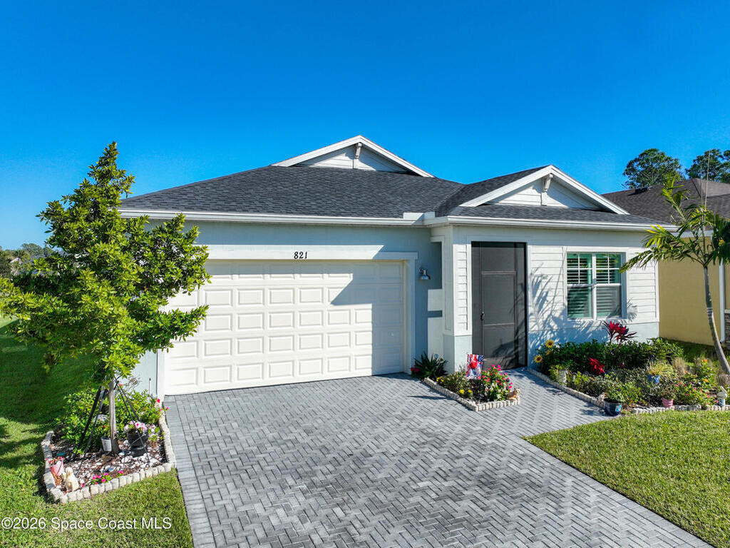 821 Antibes Court, Palm Bay, FL 32907