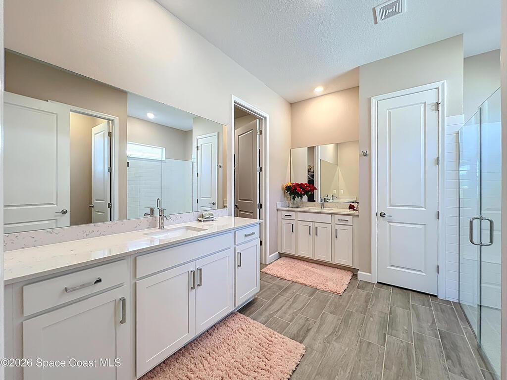 821 Antibes Court, Palm Bay, FL 32907