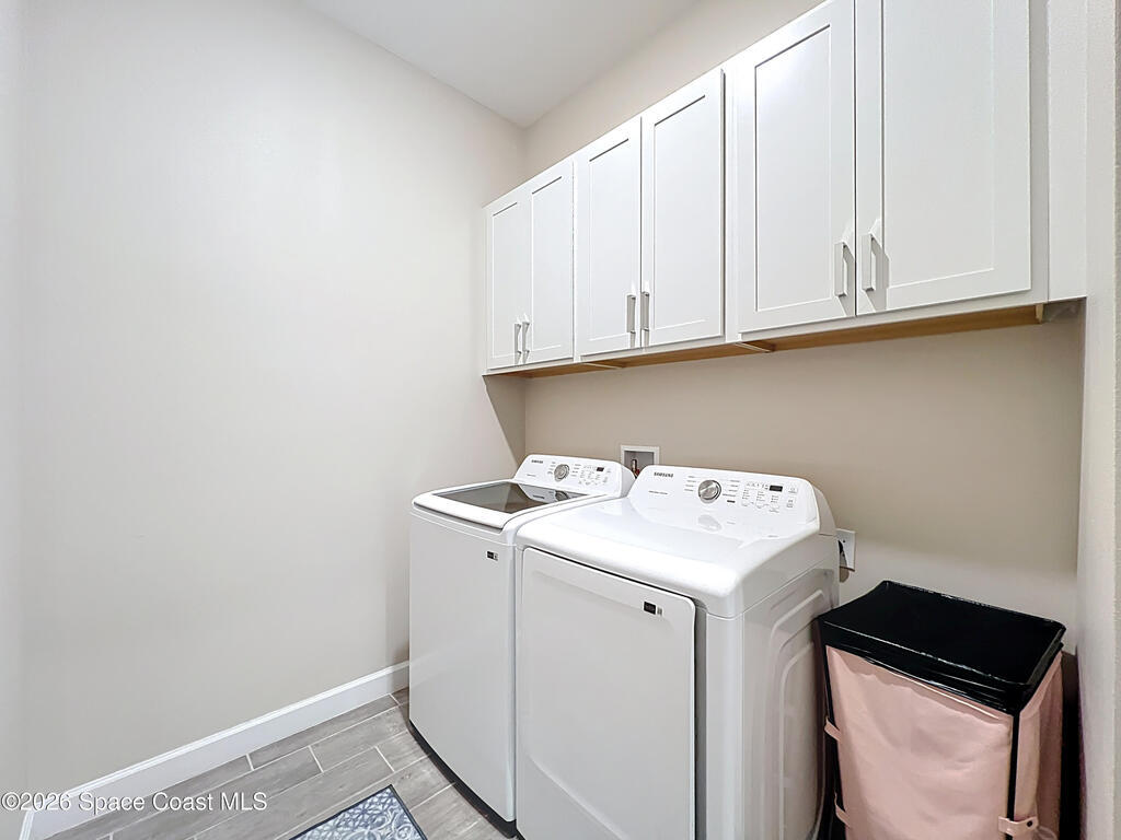 821 Antibes Court, Palm Bay, FL 32907