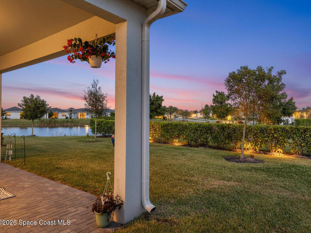 821 Antibes Court, Palm Bay, FL 32907