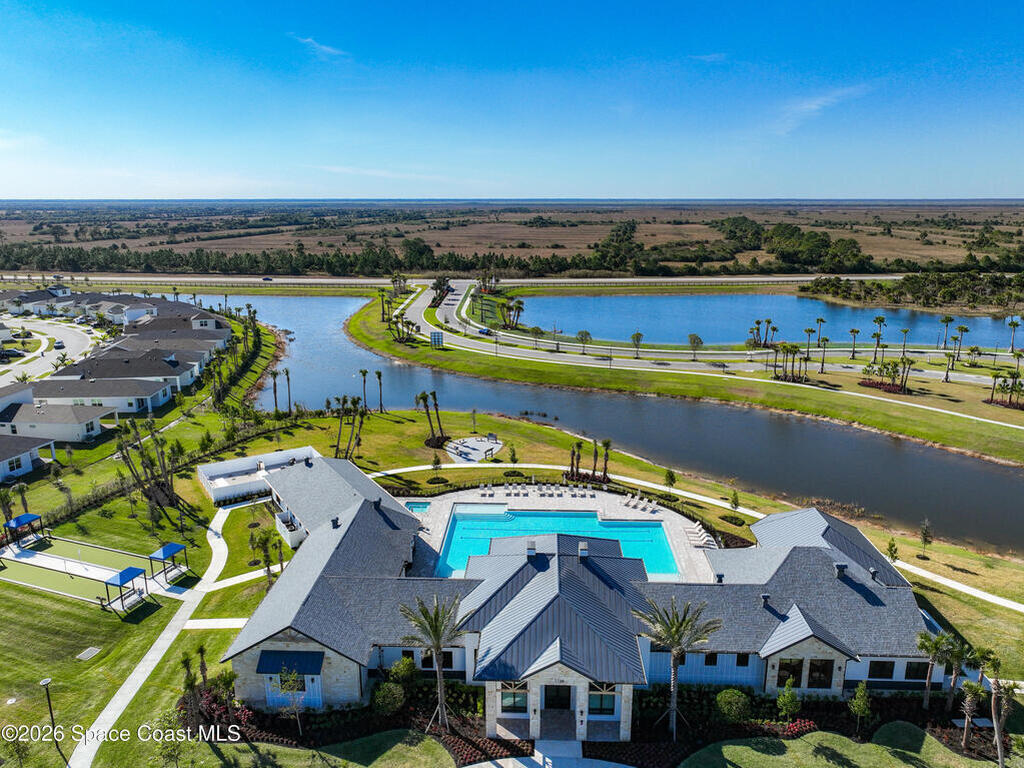 821 Antibes Court, Palm Bay, FL 32907