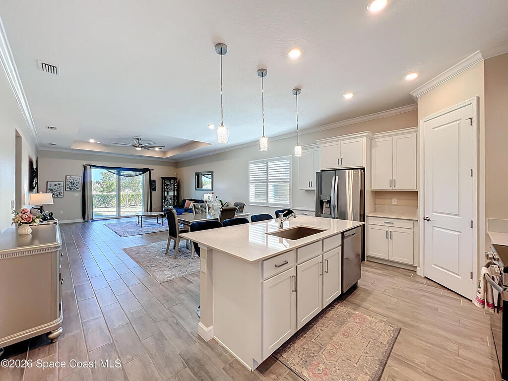 821 Antibes Court, Palm Bay, FL 32907