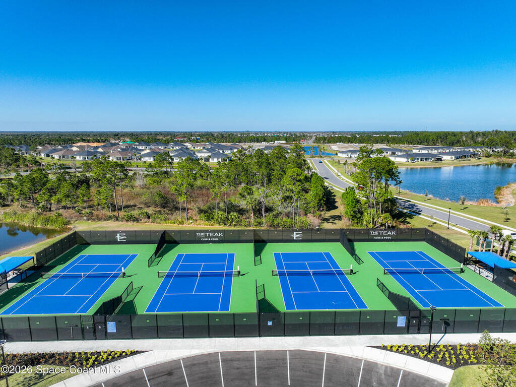 821 Antibes Court, Palm Bay, FL 32907