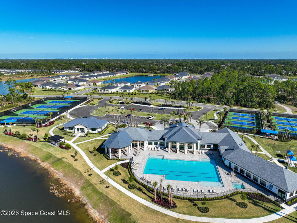 821 Antibes Court, Palm Bay, FL 32907