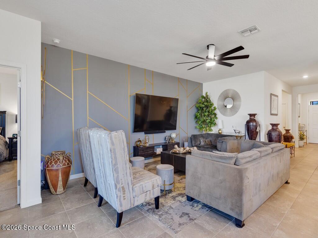 645 Old Country Road, Palm Bay, FL 32909