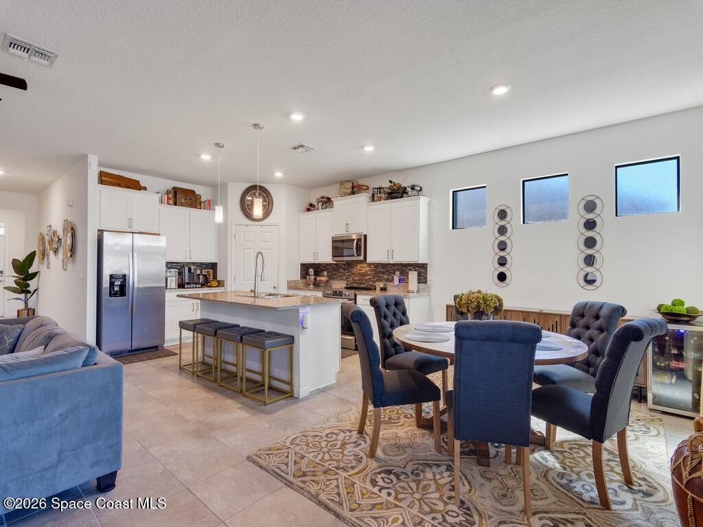 645 Old Country Road, Palm Bay, FL 32909