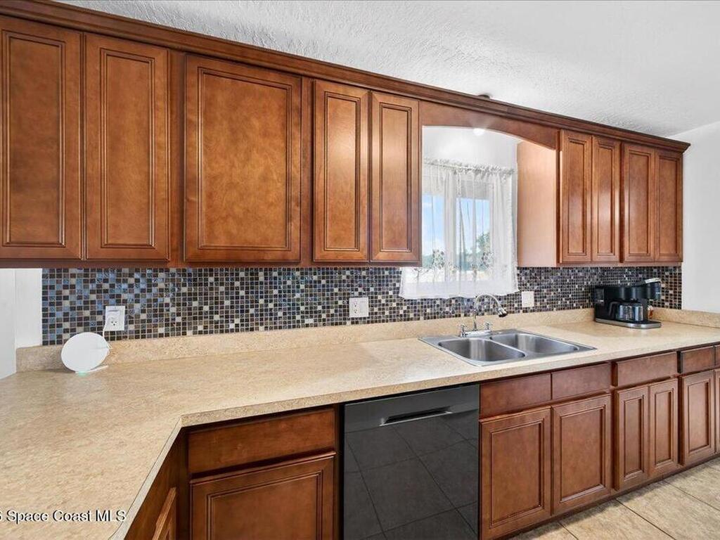 1413 Glencove Avenue, Palm Bay, FL 32907