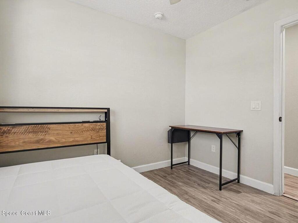 905 Poplar Lane, Melbourne, FL 32901