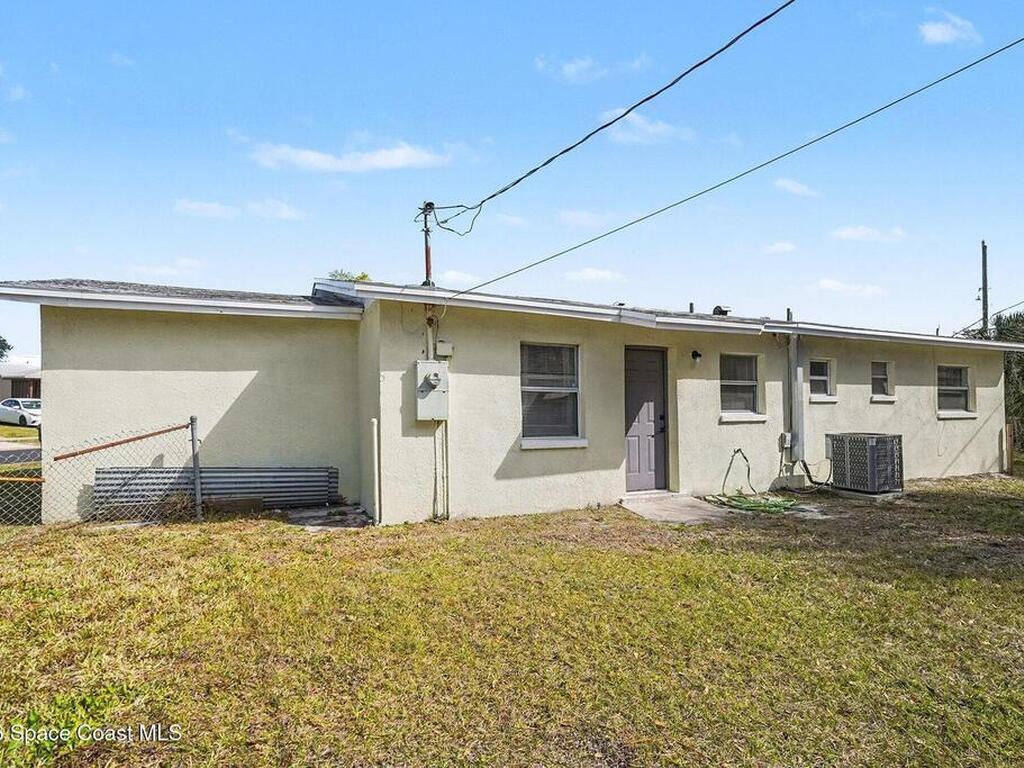 905 Poplar Lane, Melbourne, FL 32901