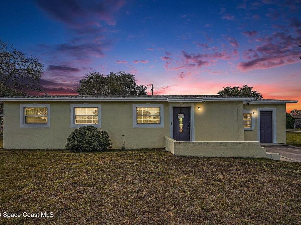 905 Poplar Lane, Melbourne, FL 32901