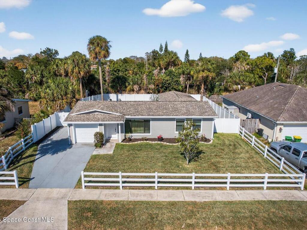 1050 Barclay Drive, Cocoa, FL 32927