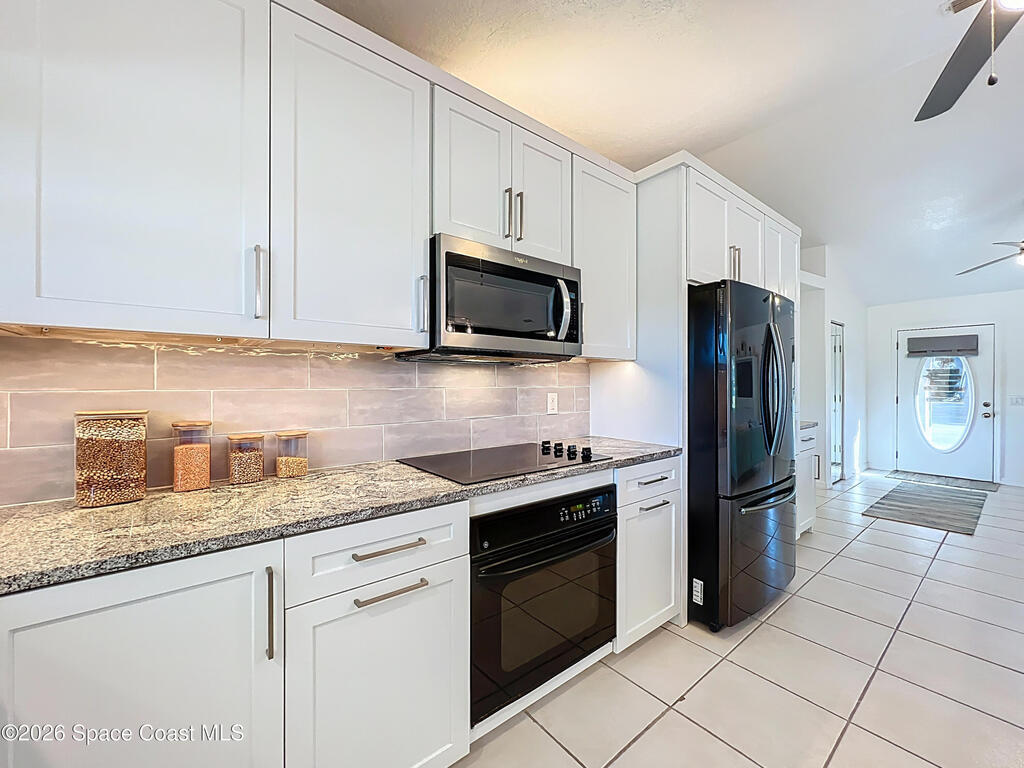 2940 Flounder Creek Road, Mims, FL 32754