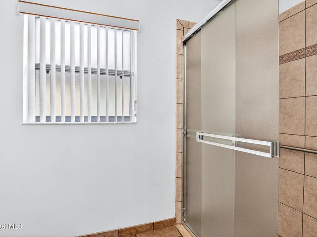 934 Pine Creek Circle, Palm Bay, FL 32905