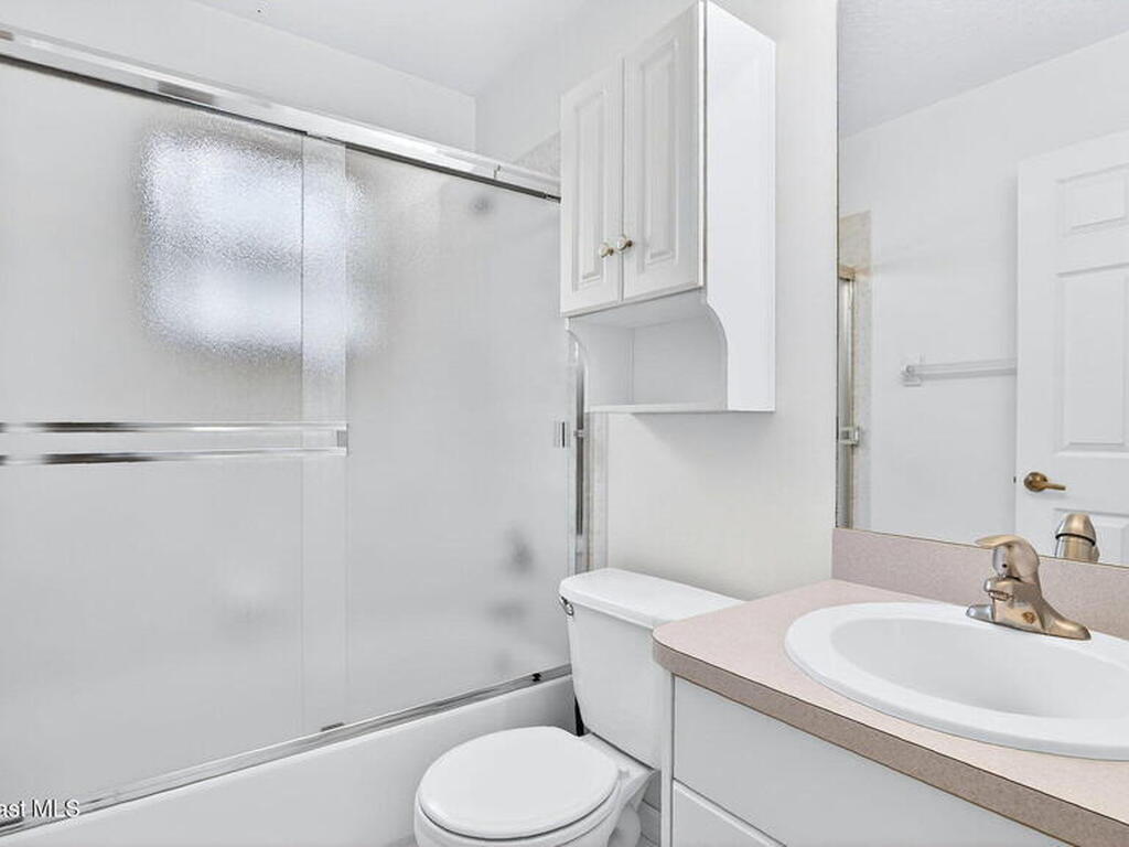 934 Pine Creek Circle, Palm Bay, FL 32905