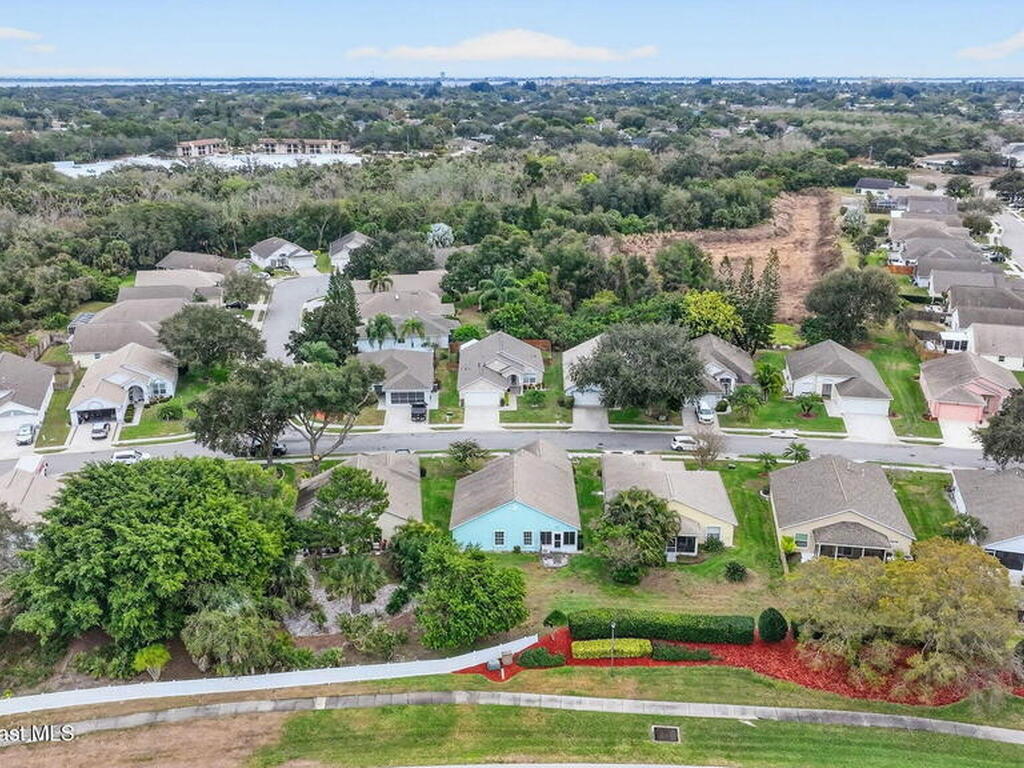 934 Pine Creek Circle, Palm Bay, FL 32905