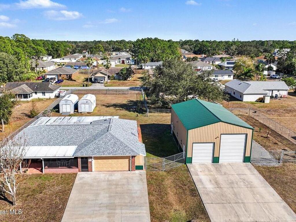 457 Wildwood Avenue, Palm Bay, FL 32908